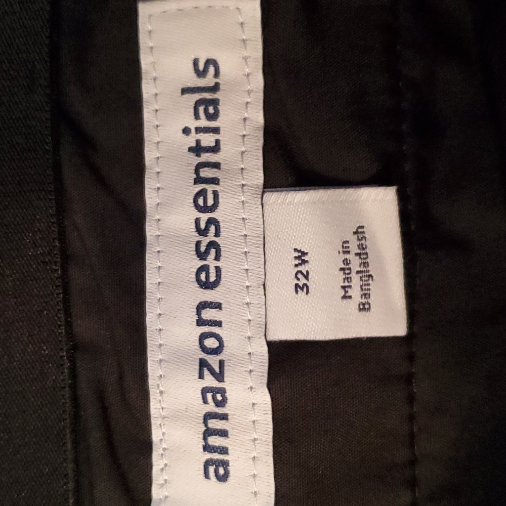 NWT Black Amazon Essentials black slim fit stretch golf shorts sizes 29, 31, 32 - Picture 3 of 6
